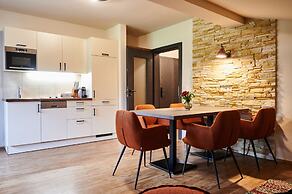 EVI APARTMENTS via we rent