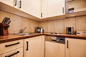 EVI APARTMENTS via we rent