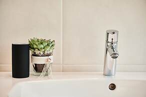 EVI APARTMENTS via we rent