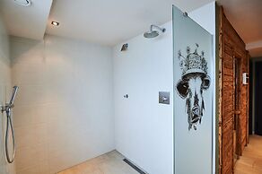 EVI APARTMENTS via we rent
