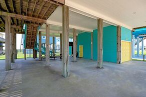 Daze In The Sun 3 Bedroom Home by RedAwning