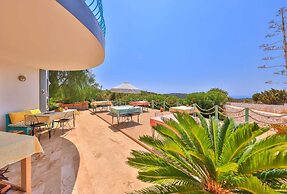 Lacitrus Villa Hotel