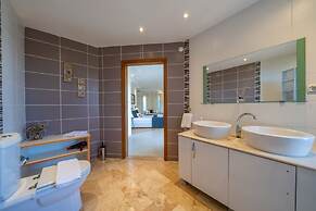 Lacitrus Villa Hotel