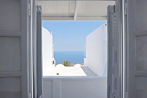 Phaos Santorini Suites