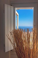 Phaos Santorini Suites