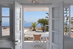 Phaos Santorini Suites