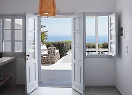 Phaos Santorini Suites
