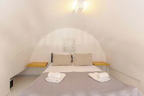 Phaos Santorini Suites