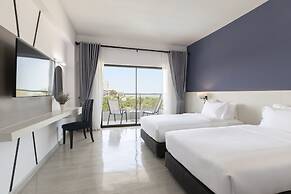 Centara Life Cha-Am Beach Resort Hua Hin