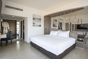 Centara Life Cha-Am Beach Resort Hua Hin