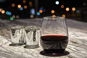 Hampton Inn & Suites Nashville Downtown Capitol View