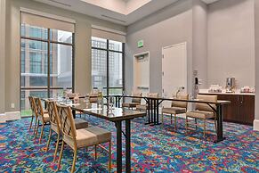 Hampton Inn & Suites Nashville Downtown Capitol View