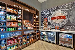 Hampton Inn & Suites Nashville Downtown Capitol View