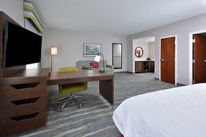 Hampton Inn & Suites by HIlton Charlotte North I 485