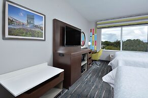 Hampton Inn & Suites by HIlton Charlotte North I 485