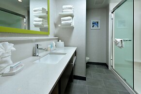 Hampton Inn & Suites by HIlton Charlotte North I 485