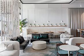 The Fort Sutter Sacramento, Tapestry Collection by Hilton