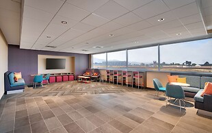 Tru By Hilton Clearfield Hill Air Force Base, UT