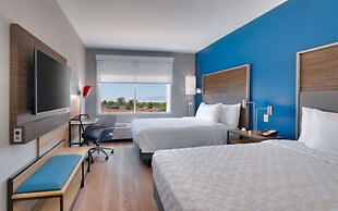 Tru By Hilton Clearfield Hill Air Force Base, UT