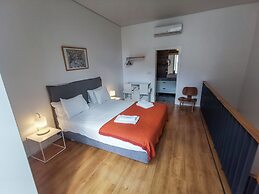 Fanqueiros Apartment