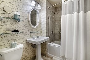 The Harraseeket Inn & Event House