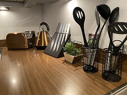 Tailor That Property - Chelsea House