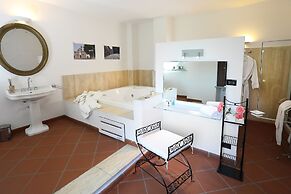 Giarvino Guest House