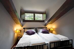 Giarvino Guest House