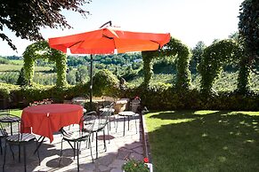 Giarvino Guest House