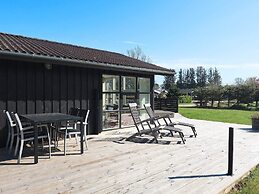 8 Person Holiday Home in Hals-by Traum