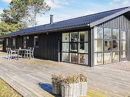 8 Person Holiday Home in Hals-by Traum