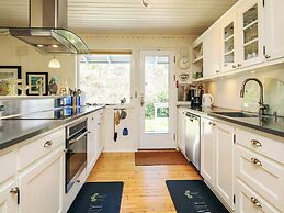 Cozy Holiday Home in Graested near Sea