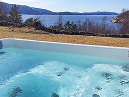 8 Person Holiday Home in Masfjordnes-by Traum
