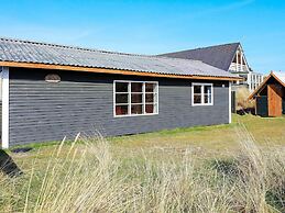 5 Person Holiday Home in Ringkobing-by Traum