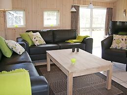 6 Person Holiday Home in Oksbol