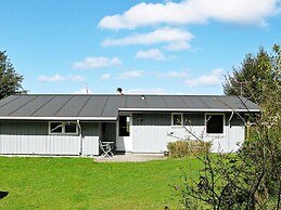 Spacious Holiday Home in Højslev near Sea