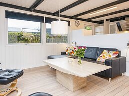 Seaside Retreat With Swing - By Traum Ferienwohnungen