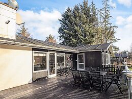 8 Person Holiday Home in Hals-by Traum