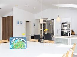 14 Person Holiday Home in Grenaa-by Traum