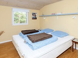 10 Person Holiday Home in Thyholm-by Traum