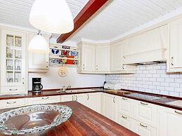 10 Person Holiday Home in Thyholm-by Traum