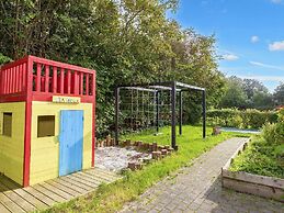 10 Person Holiday Home in Thyholm-by Traum