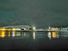 6 Person Holiday Home in Rebbenes