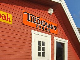 6 Person Holiday Home in Rebbenes