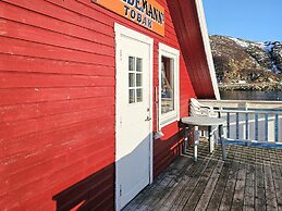 6 Person Holiday Home in Rebbenes