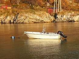 6 Person Holiday Home in Rebbenes