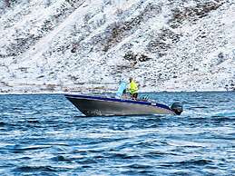 6 Person Holiday Home in Rebbenes