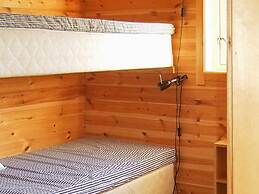 6 Person Holiday Home in Rebbenes