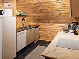 6 Person Holiday Home in Rebbenes