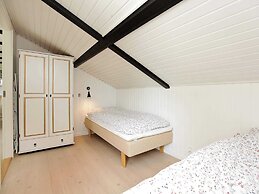 5 Person Holiday Home in Blavand-by Traum